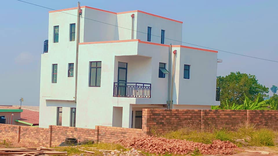 UNFINISHED HOUSE FOR SALES AT REBERO - Image 9